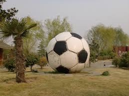 国内首个残疾人铁人三项赛事开赛，134名运动员角逐19金