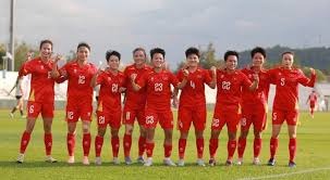 斯普利特让小杨打四号位 难道NBA也要送果篮？